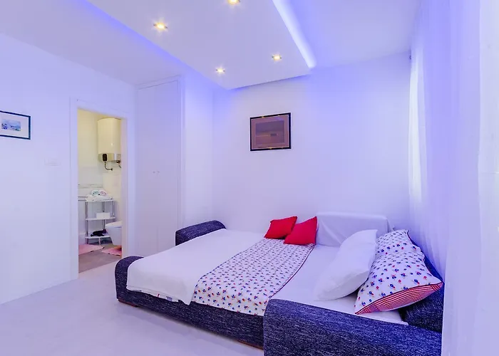 Luce Mala Pensionat 3*