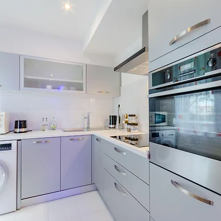 Luce Mala ゲストハウス 3*