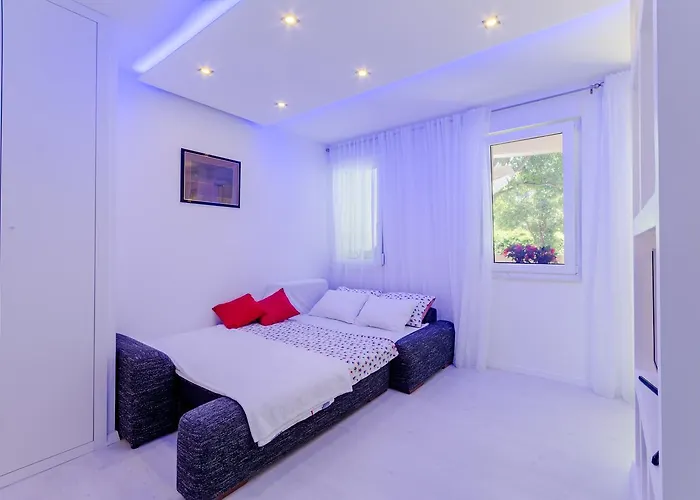 Luce Mala بيت ضيافة